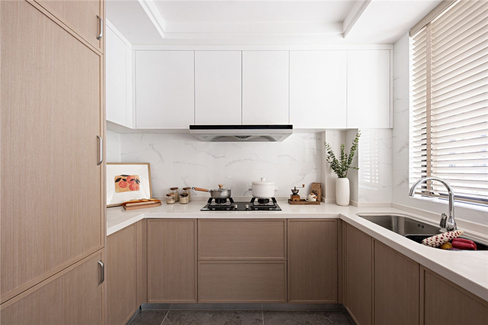 哪些柜子能設(shè)計(jì)無(wú)把手,有什么優(yōu)點(diǎn)?(圖2) 哪些柜子能設(shè)計(jì)無(wú)把手,有什么優(yōu)點(diǎn)?(圖2)